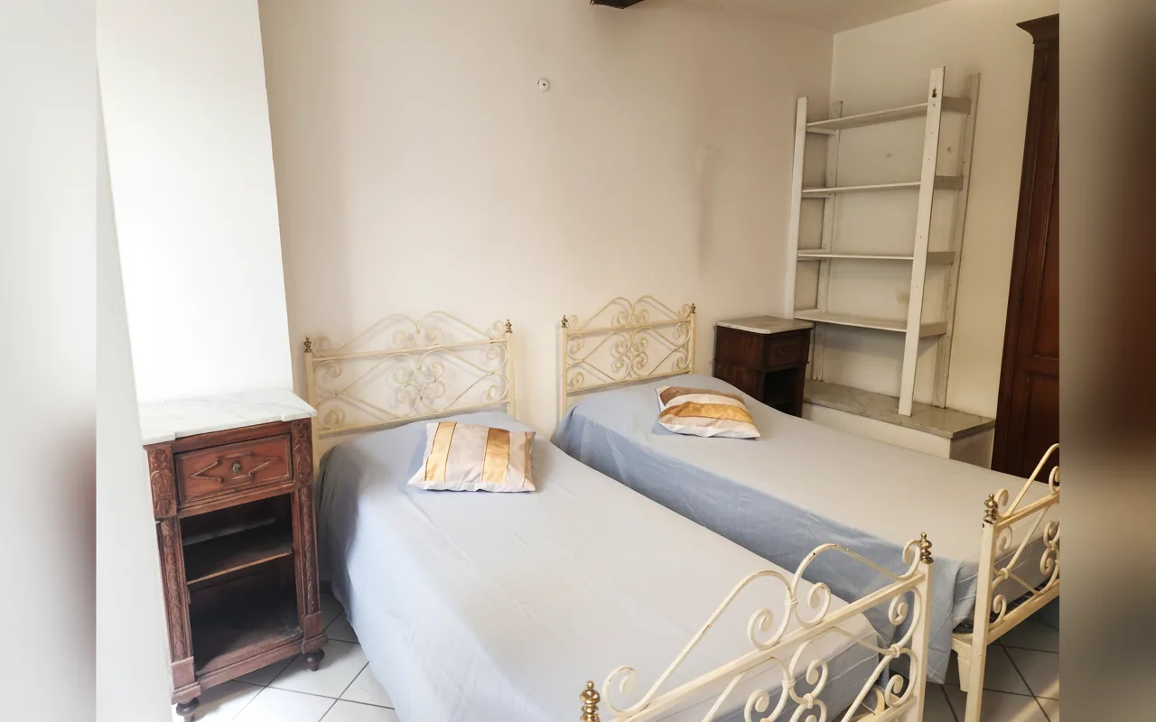 Camera con bagno privato — Pepi 77, Firenze (Toscana) (foto 16)