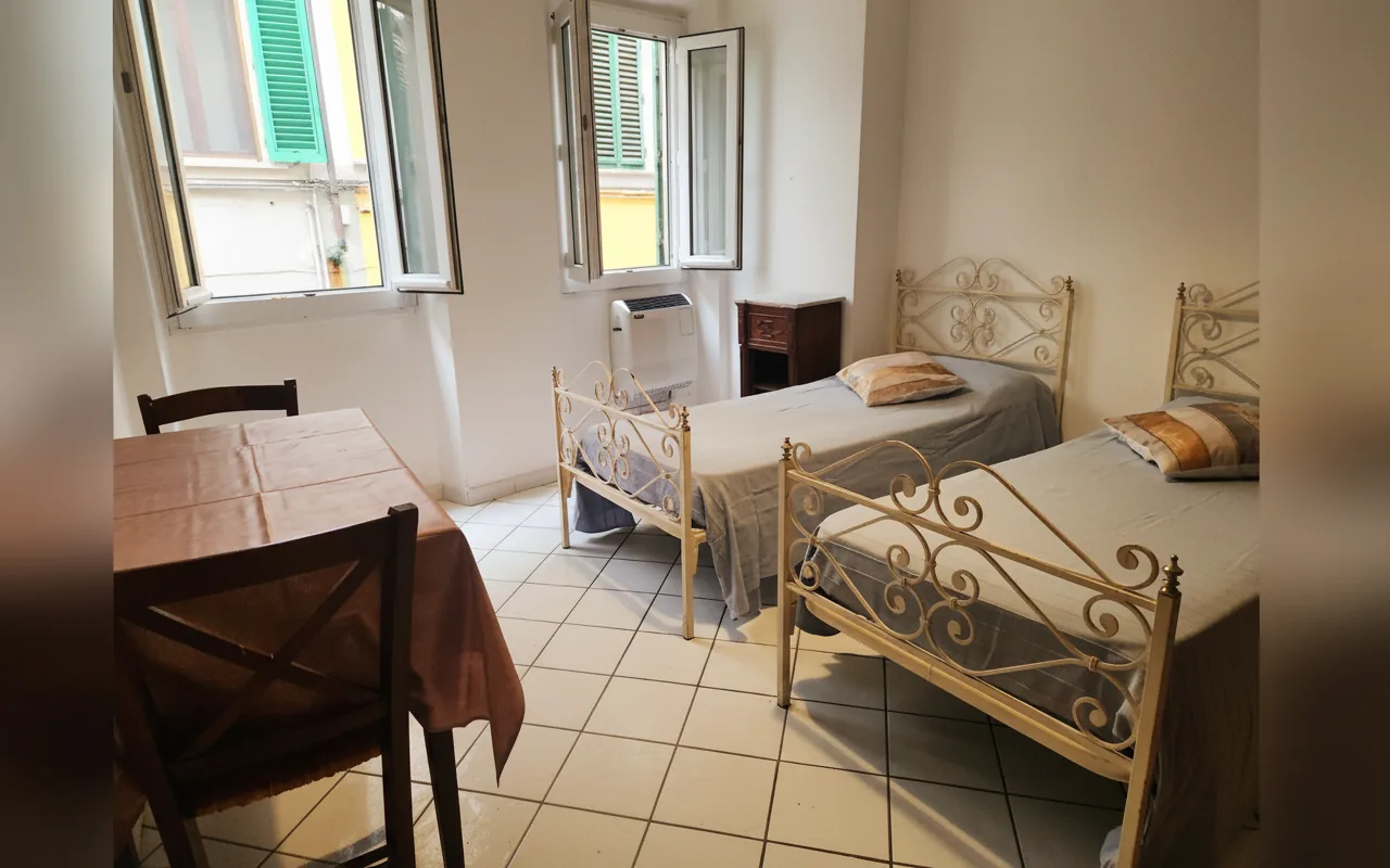 Camera con bagno privato — Pepi 77, Firenze (Toscana) (foto 31)