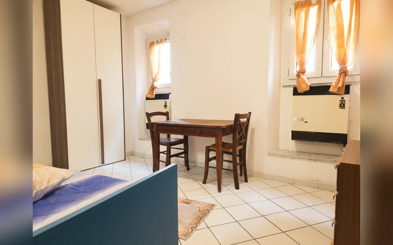 Camera con bagno privato — Pepi 77, Firenze (Toscana) (foto 33)