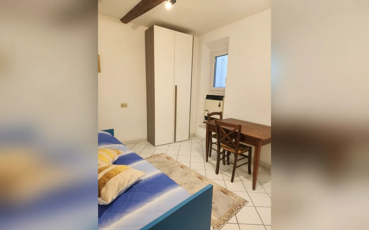 Camera con bagno privato — Pepi 77, Firenze (Toscana) (foto 34)