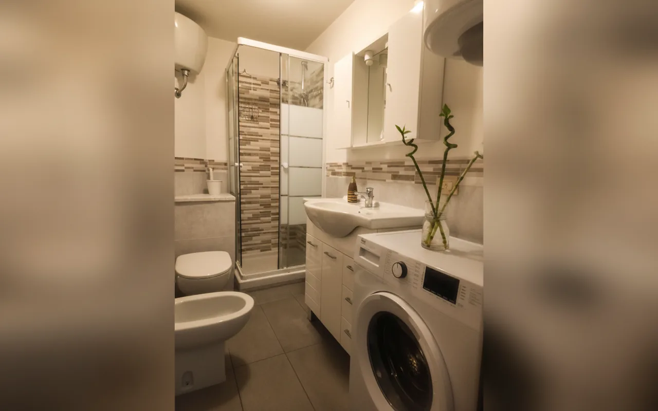 Camera con bagno privato — Pepi 77, Firenze (Toscana) (foto 39)