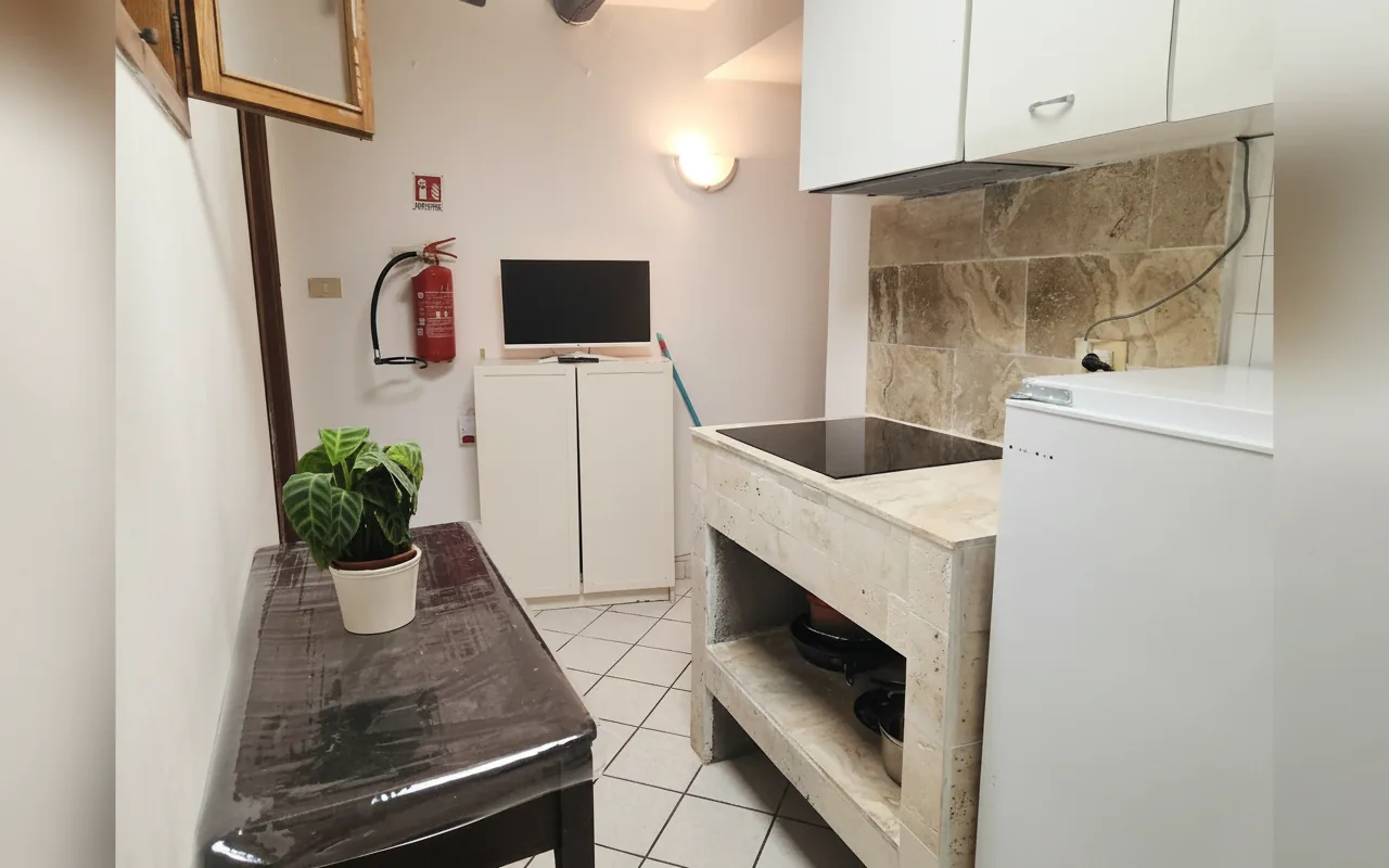 Camera con bagno privato — Pepi 77, Firenze (Toscana) (foto 42)